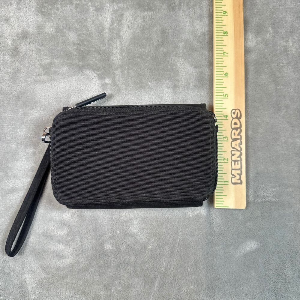 Vera Bradley RFID All In Wristlet Black Performance Twill Floral - Picture 12 of 12